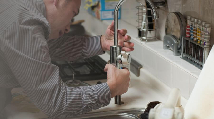 Local expert plumbing services in Ona, FL